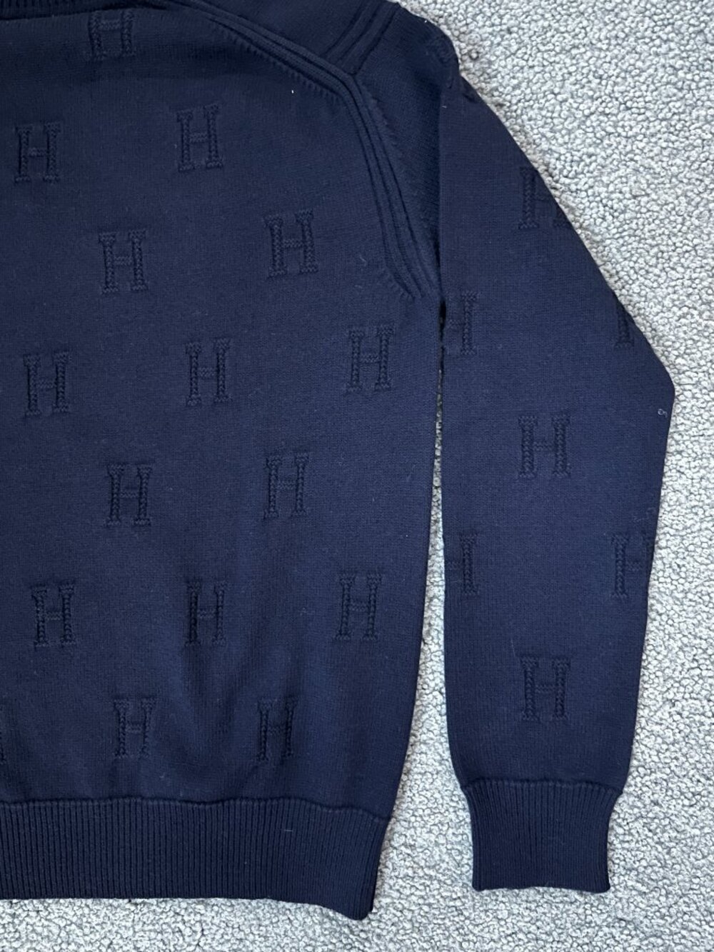 NWT Hermès Maille Voyage Merino Wool H Logo V-Neck Sweater in Bleu Noir Size 36 - Picture 9 of 11